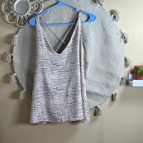 Tan adrienne tank top - Picture 1 of 5